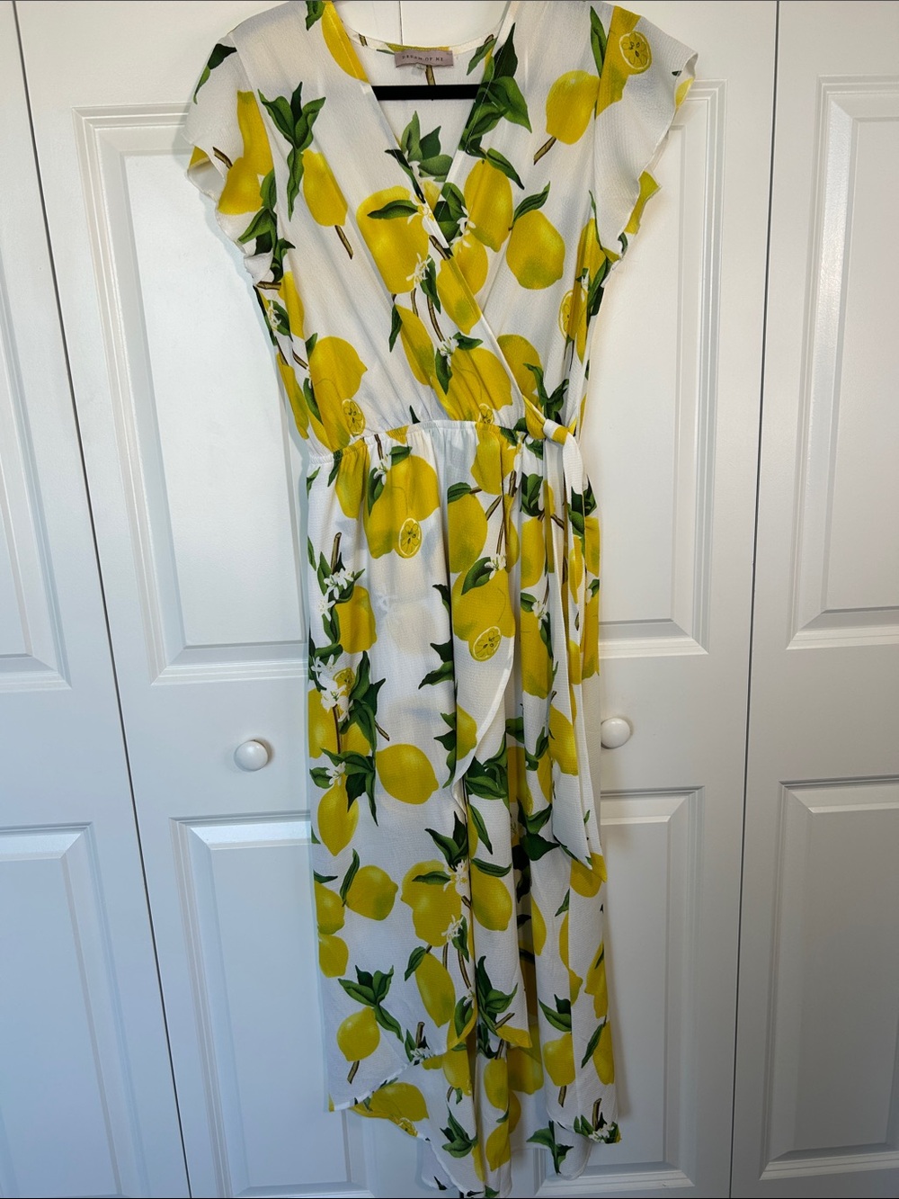 Summer Lemon-Print Wrap Maxi Dress - White & Yellow